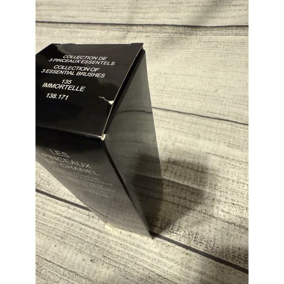 CHANEL LES PINCEAUX - 135 Immortelle Purple 3 Essential Brushes / NEW IN BOX!! - Picture 5 of 12